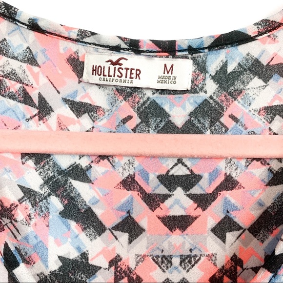 🌸2/$30🌸 Sheer Patterned Hollister Tank Top - Picture 8 of 8